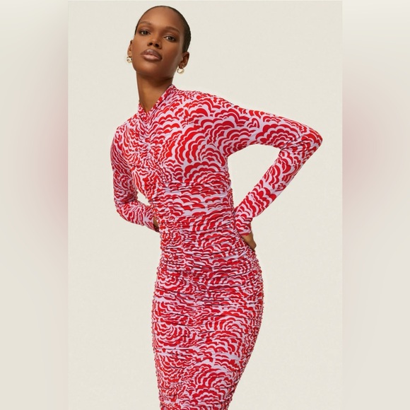 A.L.C. Ansel Ruched Long-Sleeve Body-Con Midi Dress - Picture 3 of 8